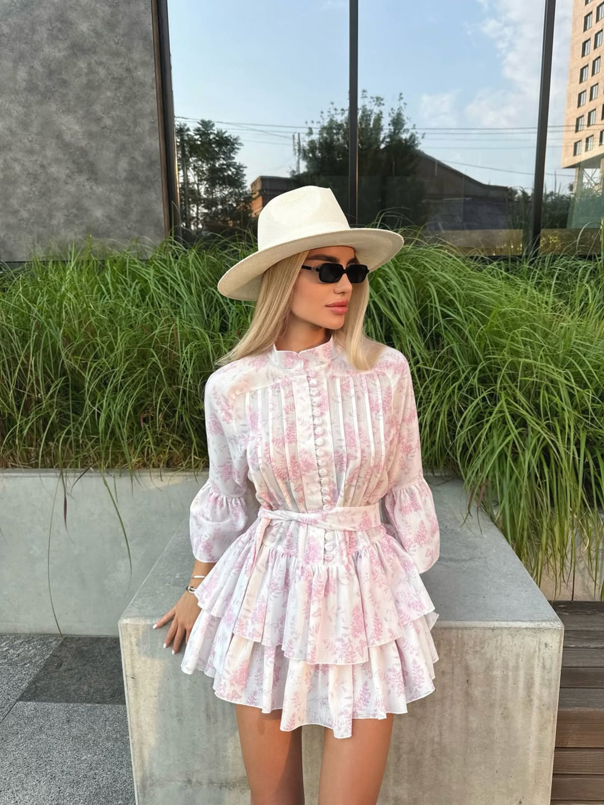 MINERVA Dress in Powder