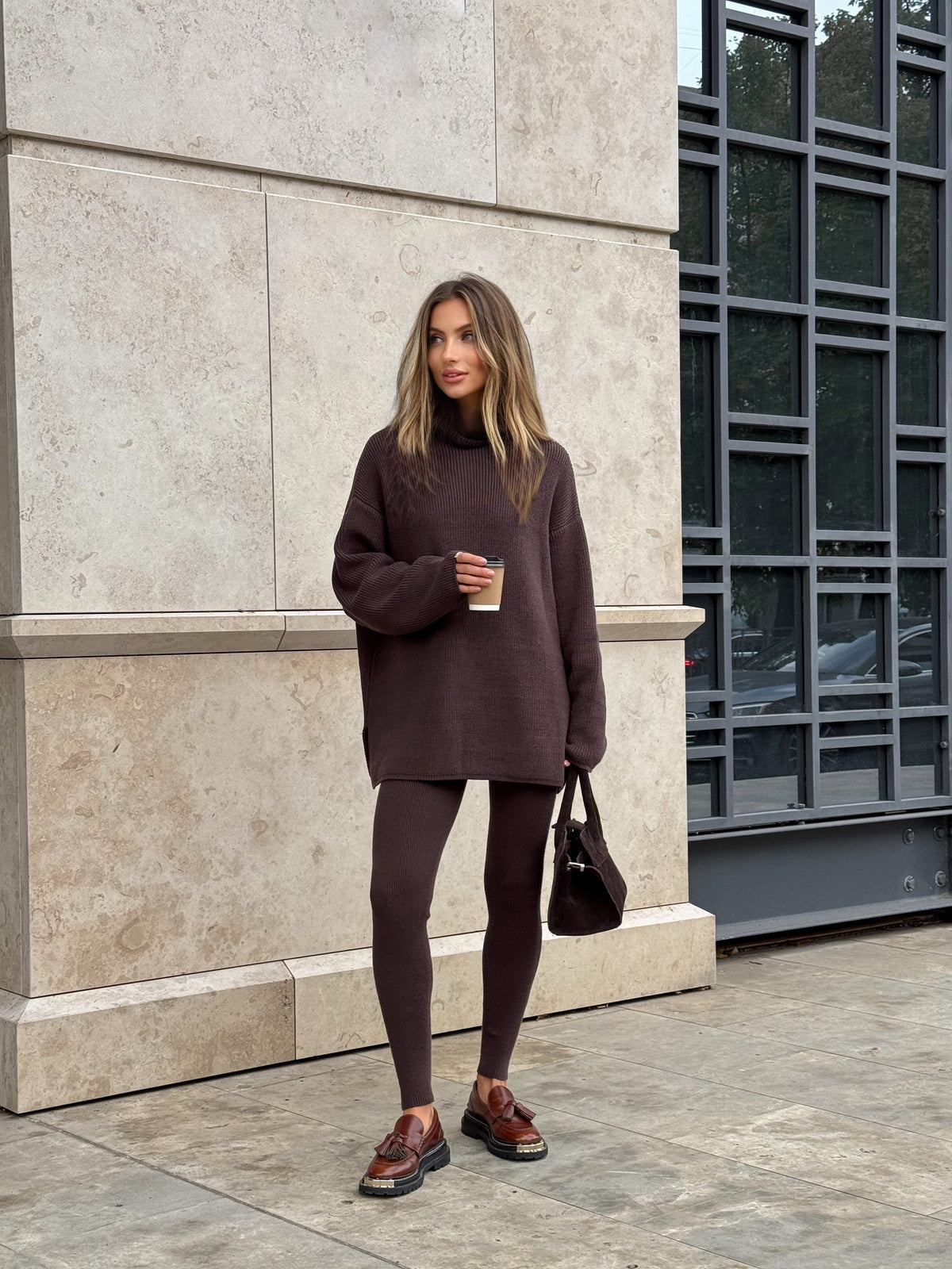 CLASSY Suit in Chocolate