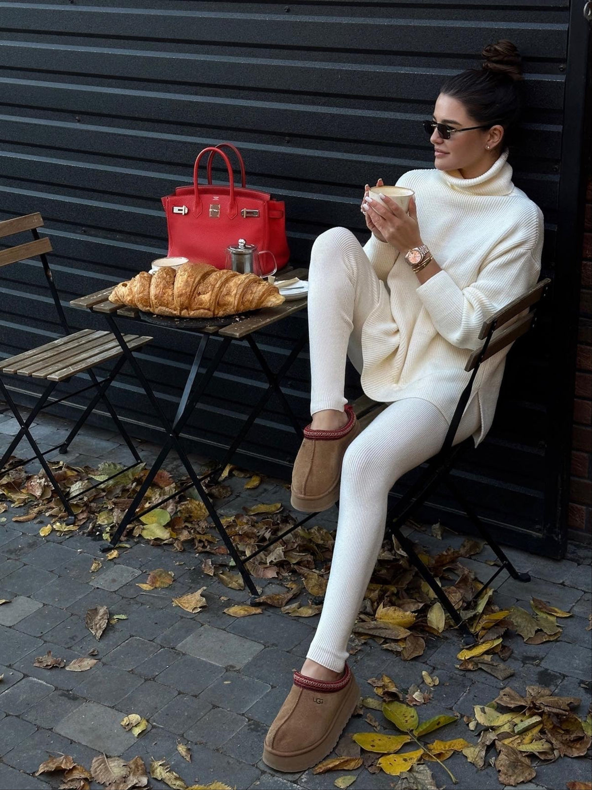 CLASSY Suit in Ivory