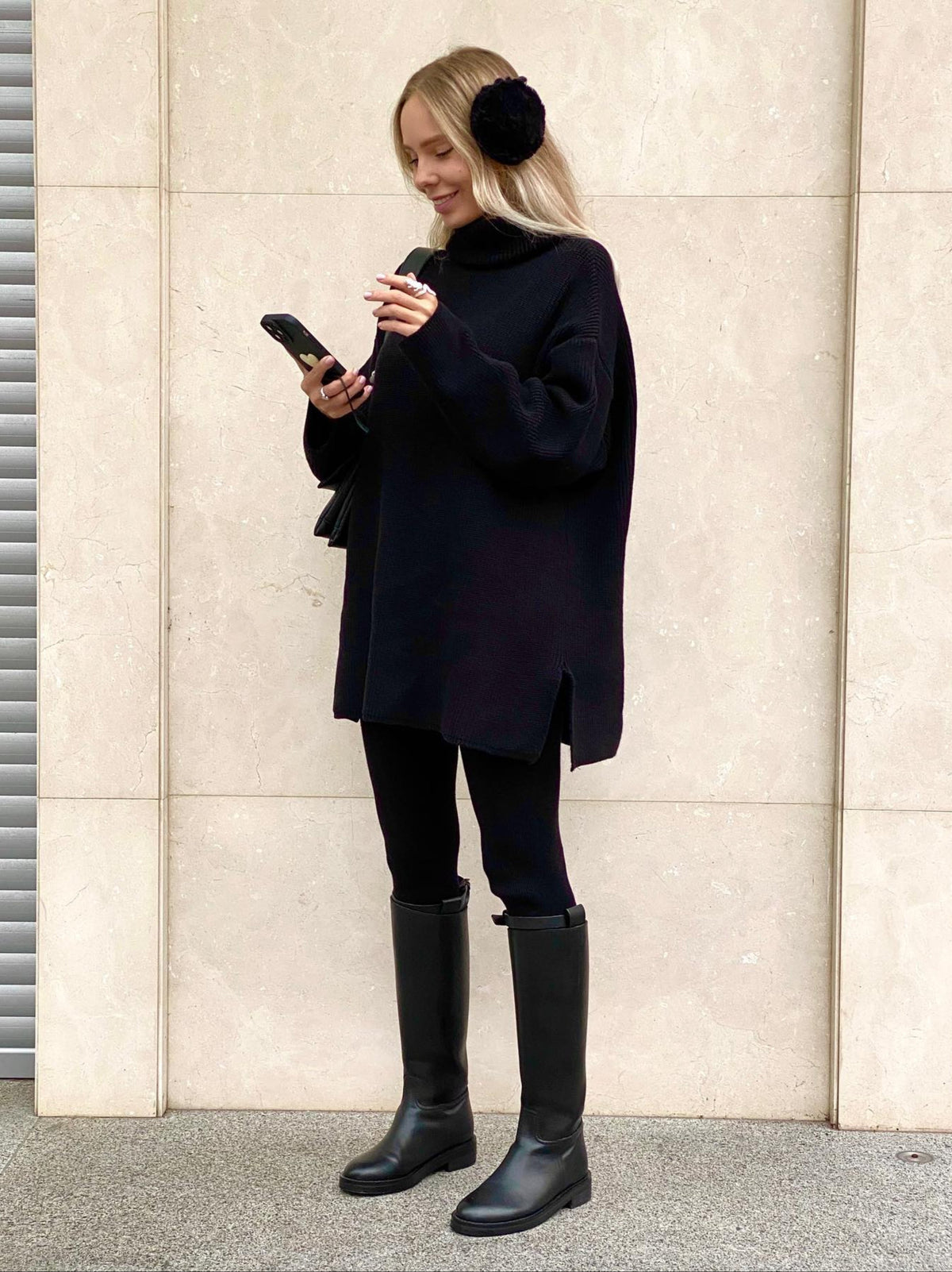 CLASSY Suit in Black