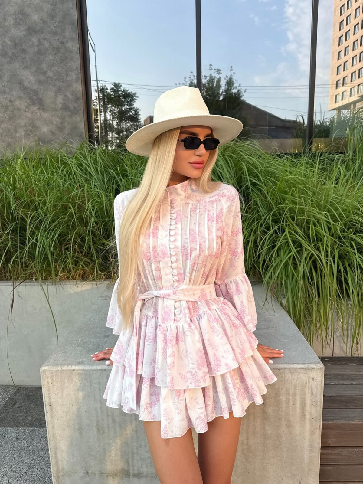 MINERVA Dress in Powder